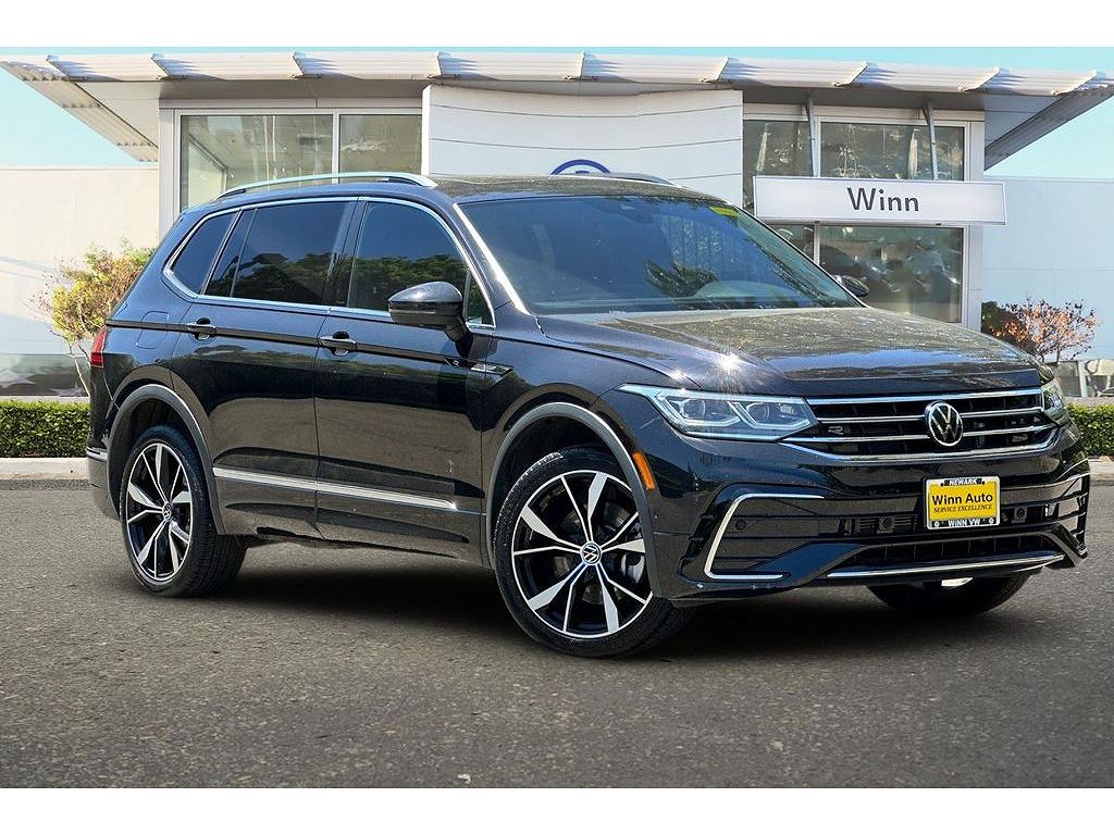 2023 Volkswagen Tiguan SEL R-Line