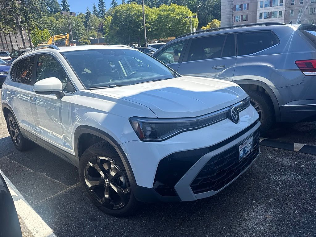2025 Volkswagen Taos SEL