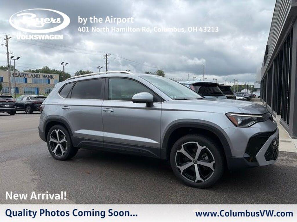 2025 Volkswagen Taos SEL