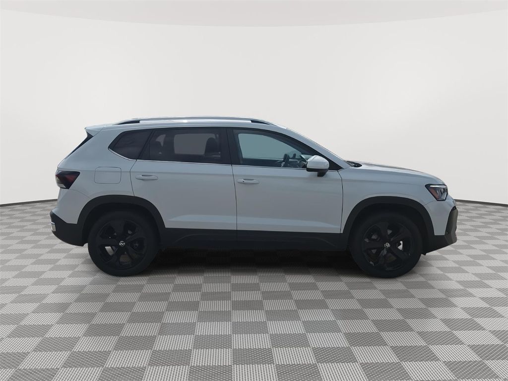 2025 Volkswagen Taos SEL
