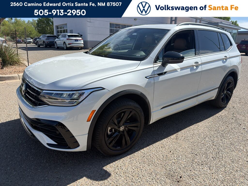 2024 Volkswagen Tiguan SE R-Line Black