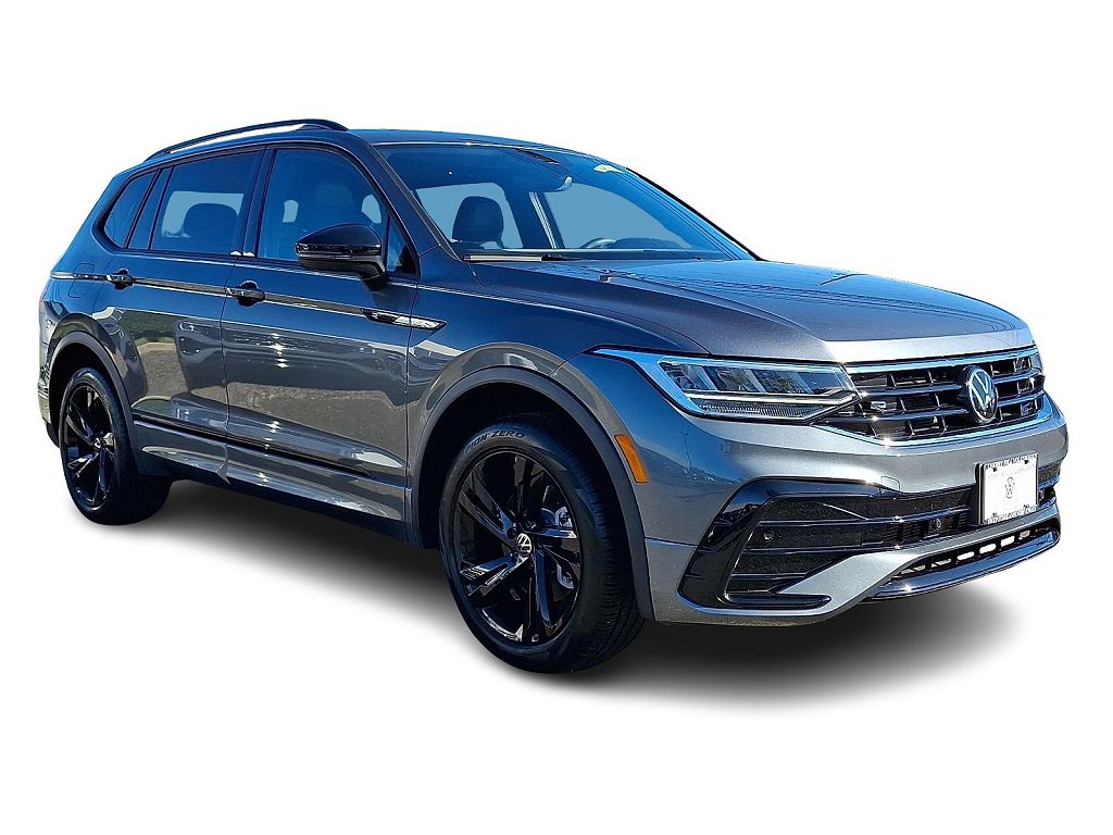 2024 Volkswagen Tiguan SE R-Line Black