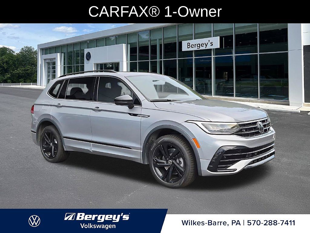 2024 Volkswagen Tiguan 2.0T SE R-Line Black