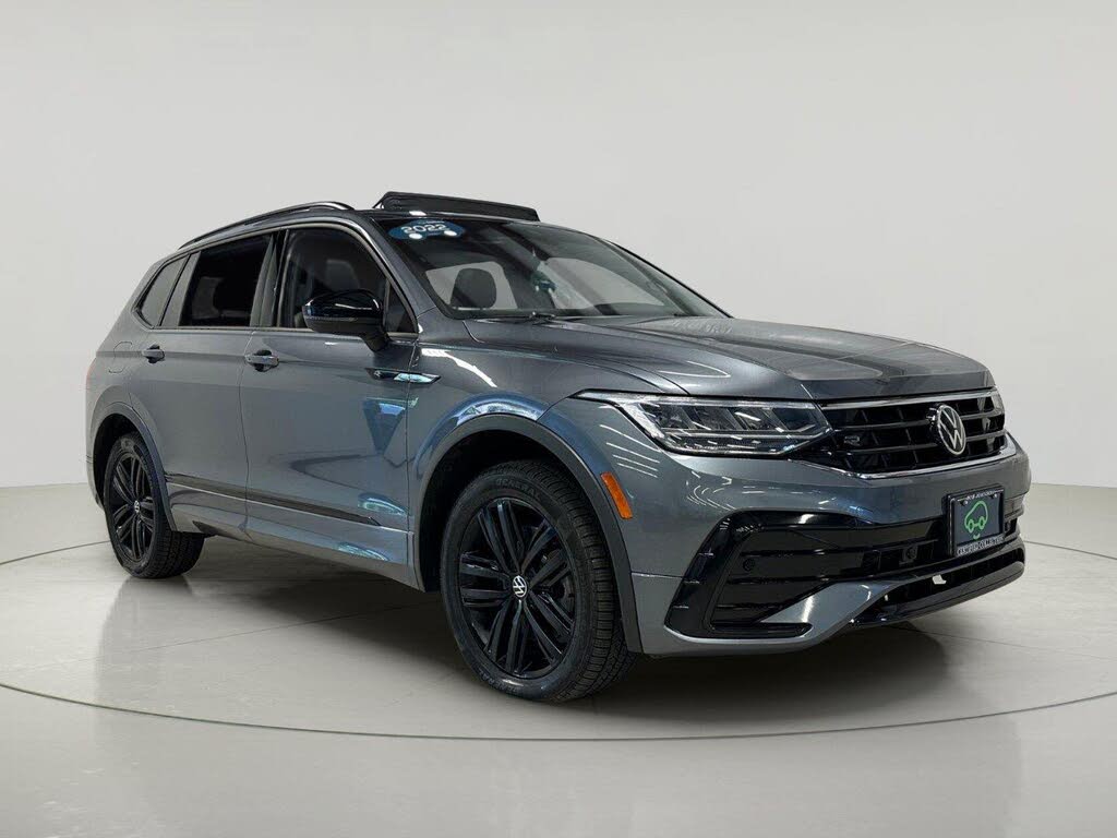 2022 Volkswagen Tiguan SE R-Line Black