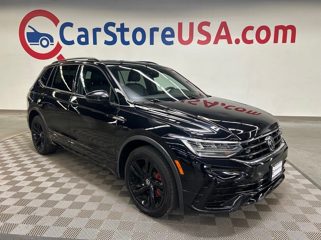2023 Volkswagen Tiguan SE R-Line Black