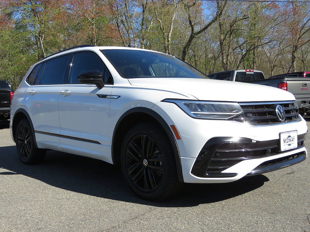 2022 Volkswagen Tiguan 2.0T SE R-Line Black
