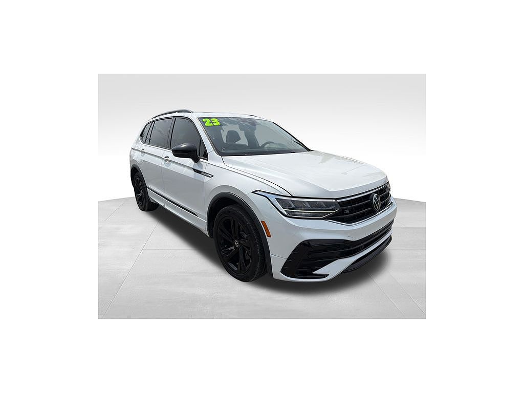 2023 Volkswagen Tiguan SE R-Line Black