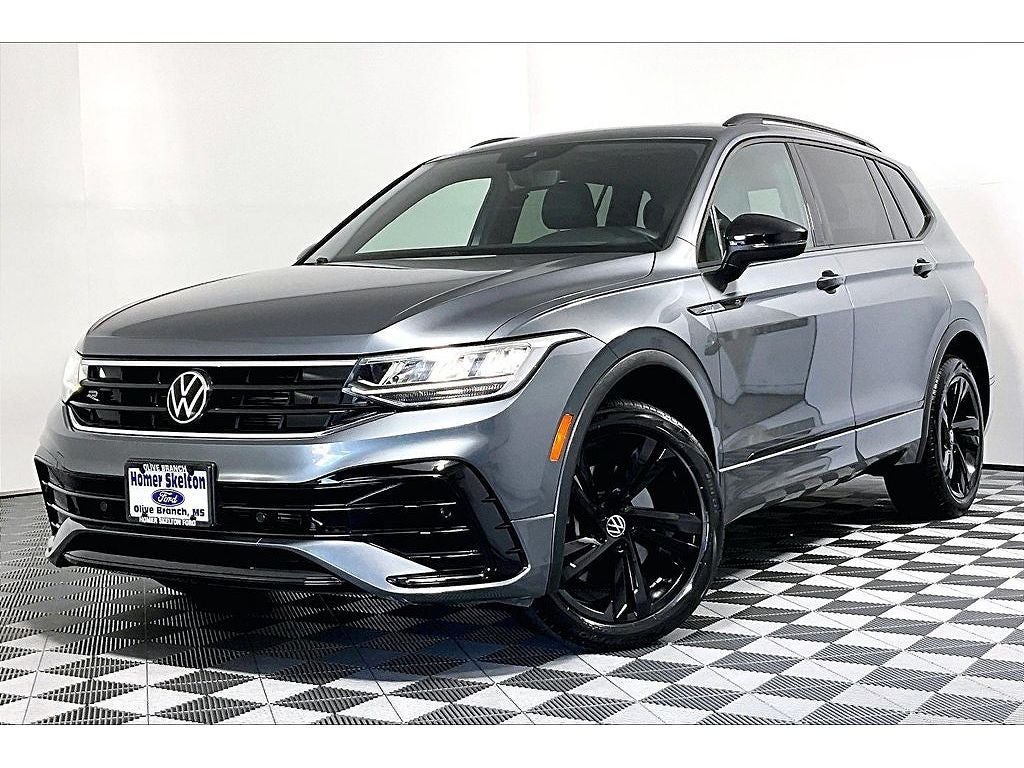 2023 Volkswagen Tiguan SE R-Line Black