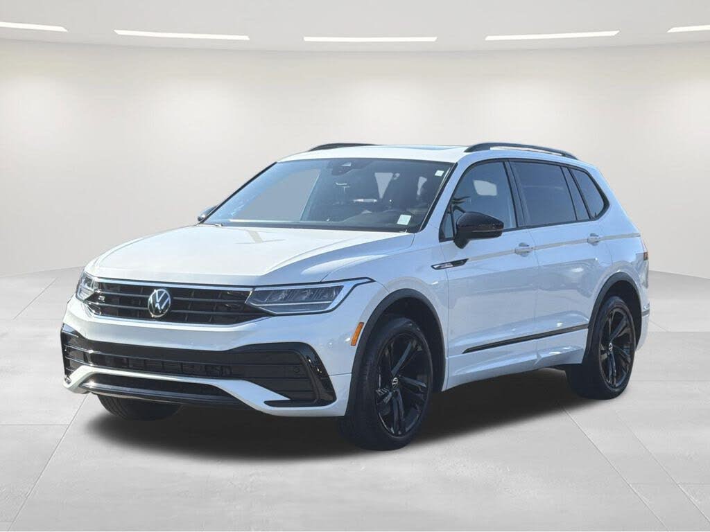 2023 Volkswagen Tiguan 2.0T SE R-Line Black