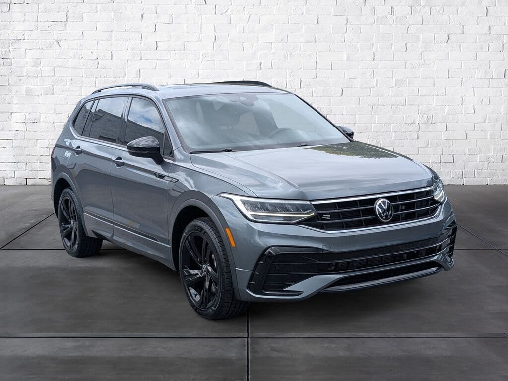 2023 Volkswagen Tiguan SE R-Line Black