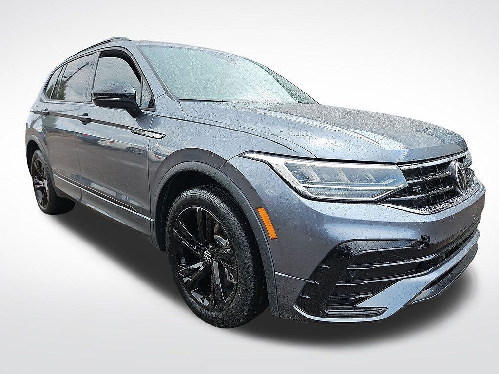 2023 Volkswagen Tiguan 2.0T SE R-Line Black