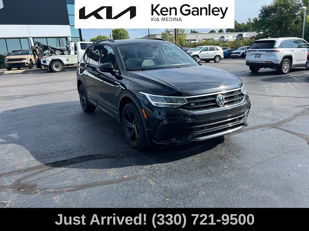 2024 Volkswagen Tiguan SE R-Line Black