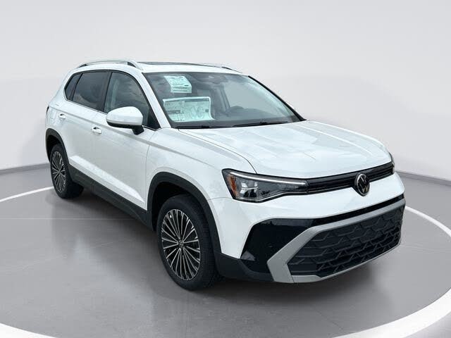 2026 Volkswagen Taos SE