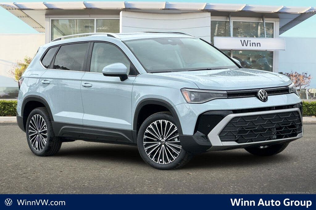 2026 Volkswagen Taos SE