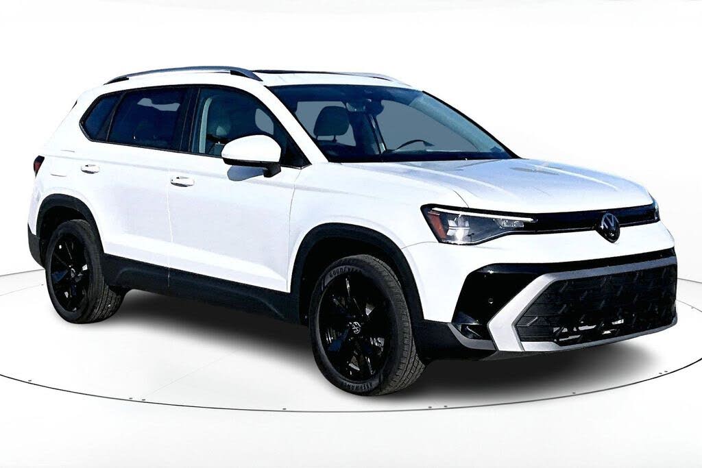 2026 Volkswagen Taos SE