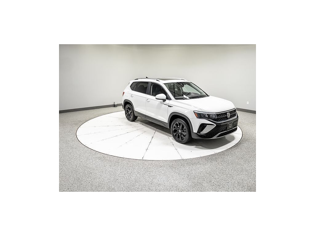 2023 Volkswagen Taos SE