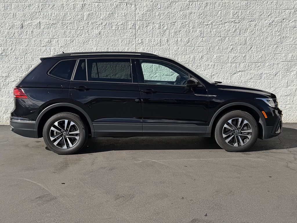 2024 Volkswagen Tiguan 2.0T S