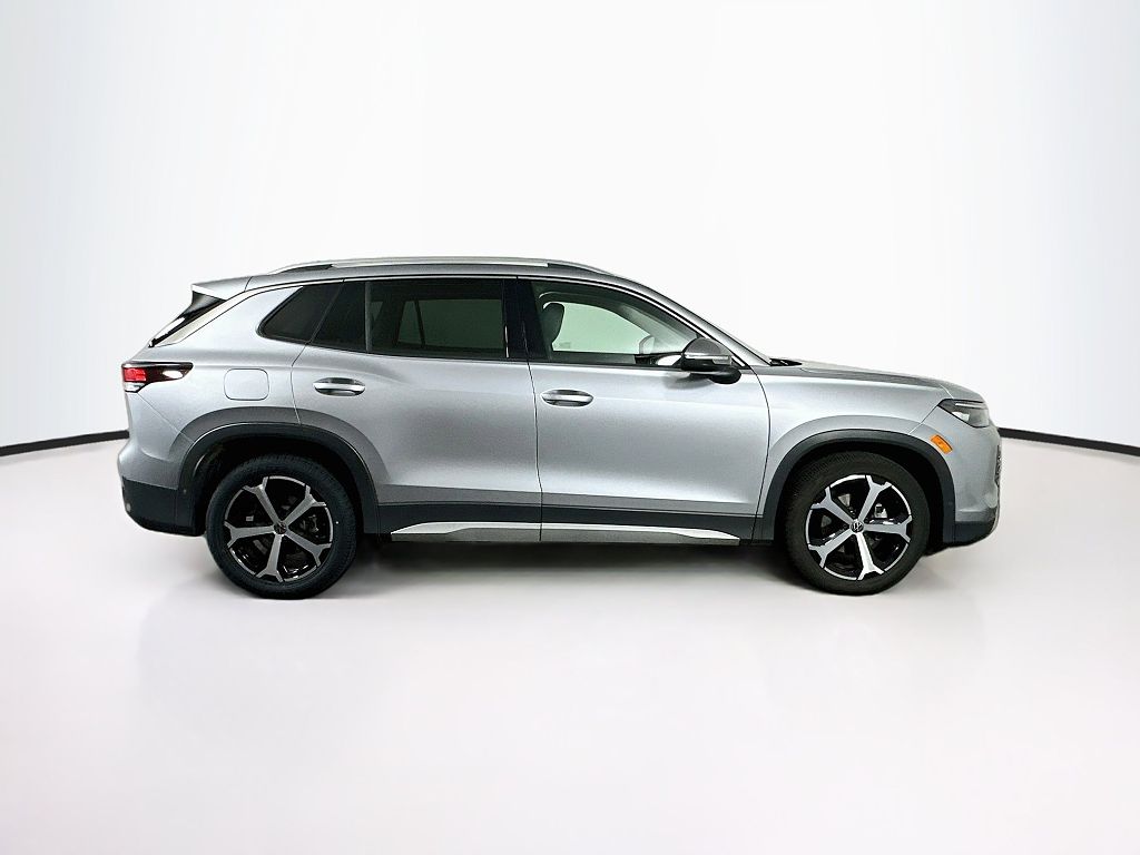 2026 Volkswagen Tiguan SE