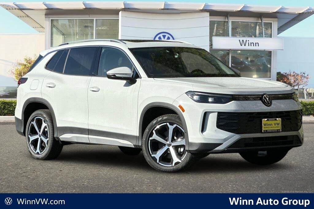 2025 Volkswagen Tiguan SE