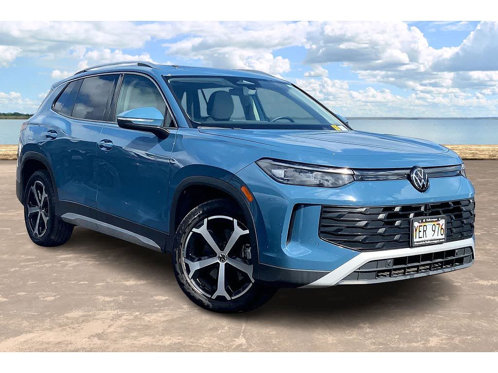 2025 Volkswagen Tiguan 2.0T SE