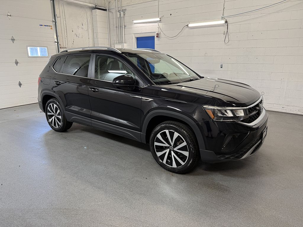 2023 Volkswagen Taos SE