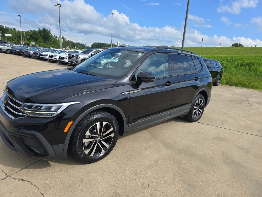 2023 Volkswagen Tiguan S listing photo