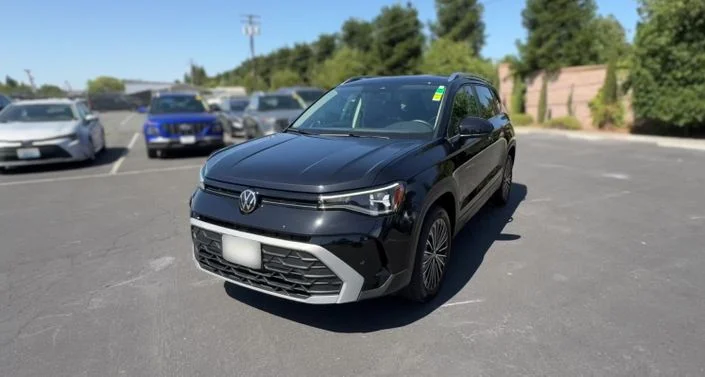 2026 Volkswagen Taos SE