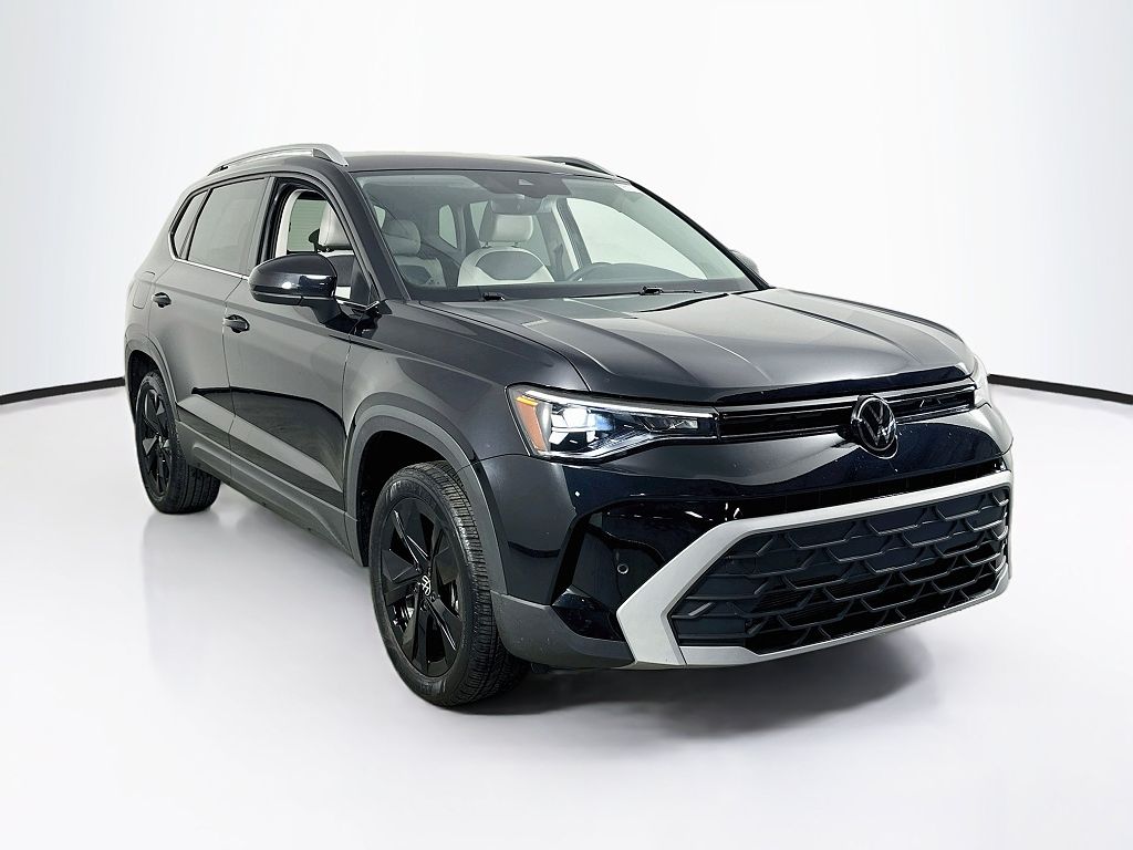 2025 Volkswagen Taos SE