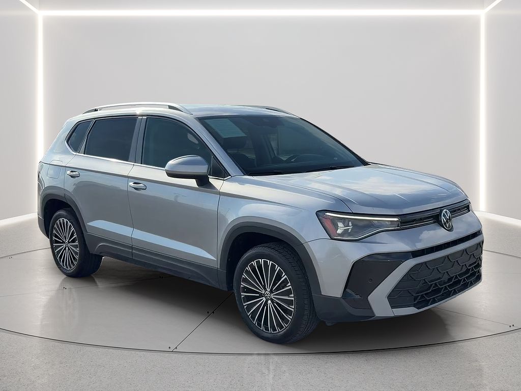 2025 Volkswagen Taos SE