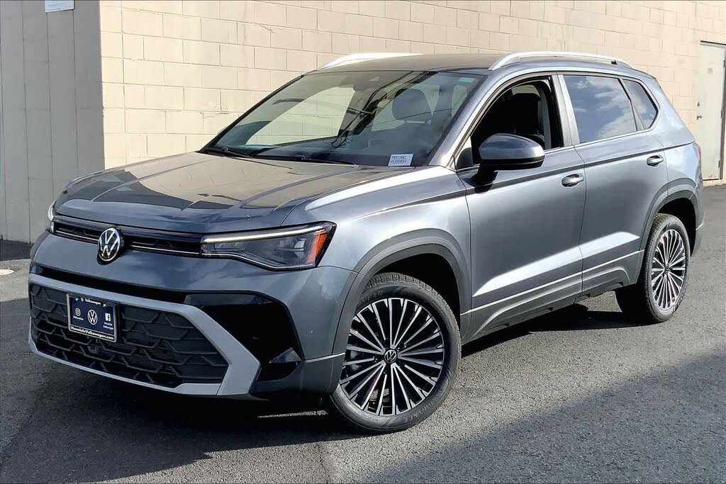 2026 Volkswagen Taos SE