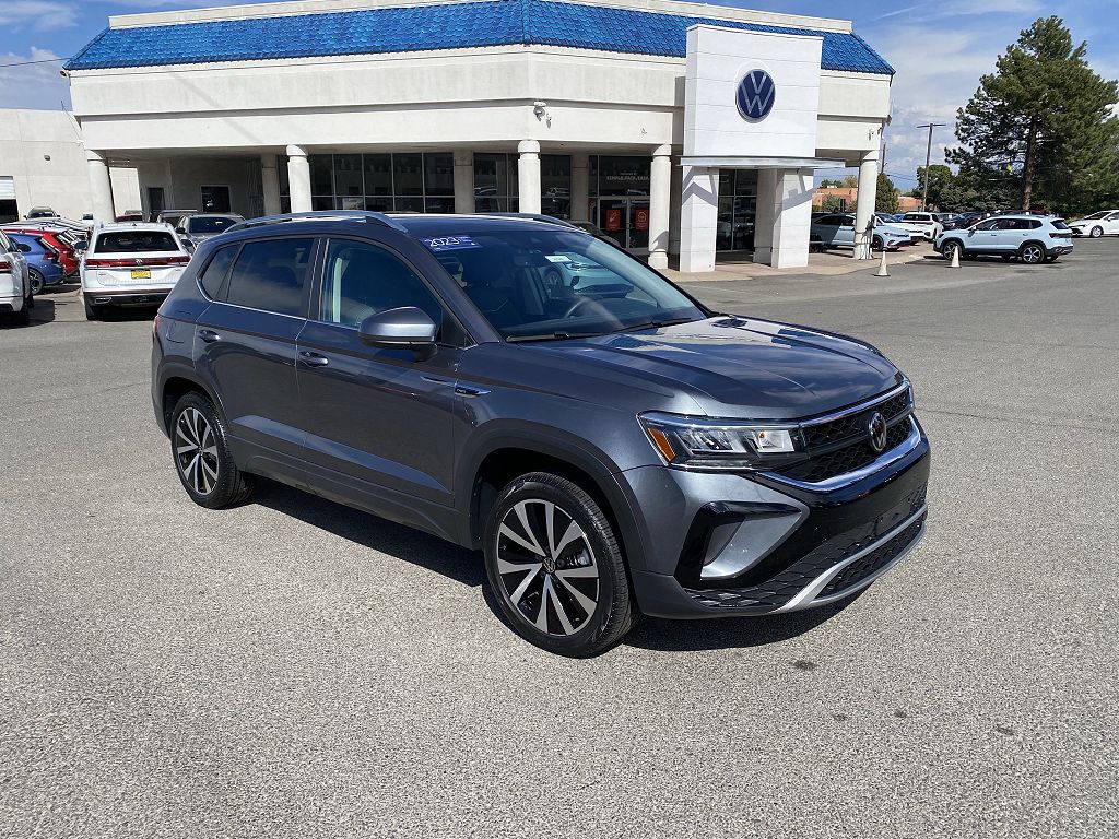 2023 Volkswagen Taos SE