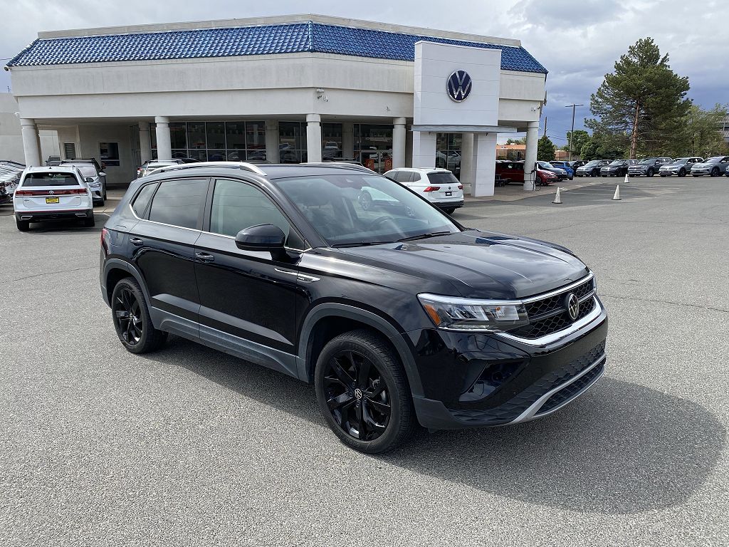 2023 Volkswagen Taos SE