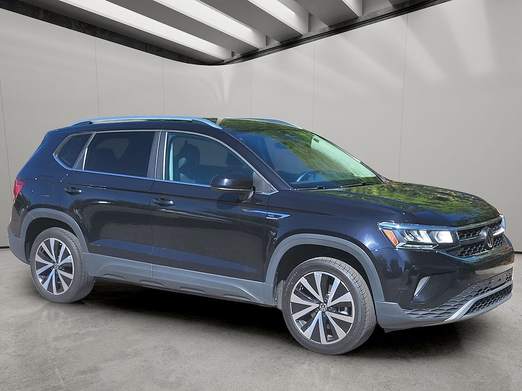 2024 Volkswagen Taos SE