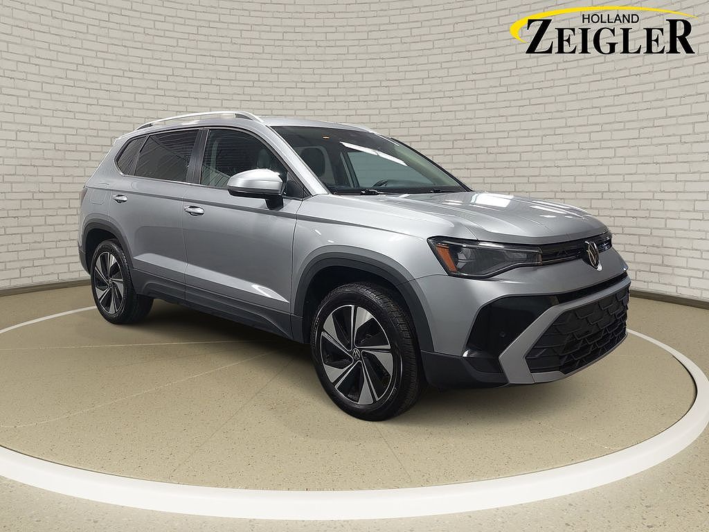 2025 Volkswagen Taos SE