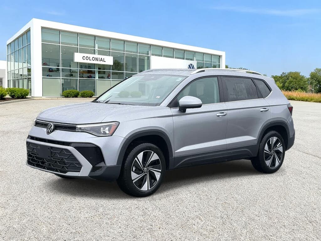 2026 Volkswagen Taos SE