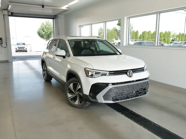 2026 Volkswagen Taos SE