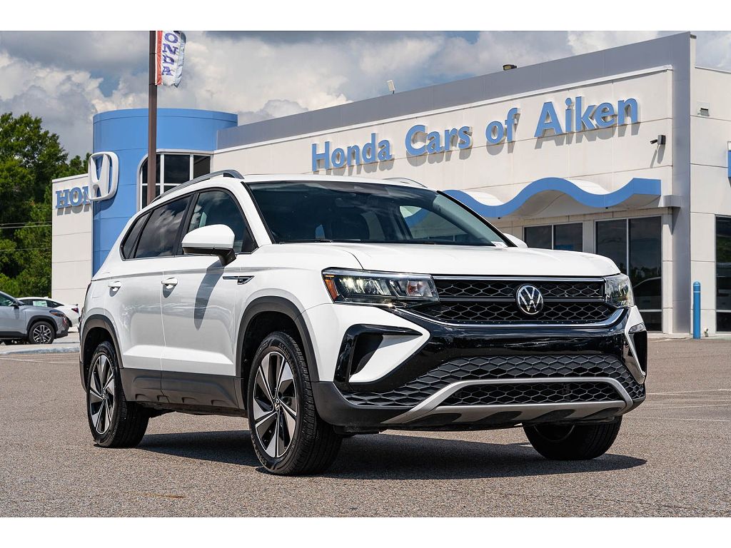 2024 Volkswagen Taos SE