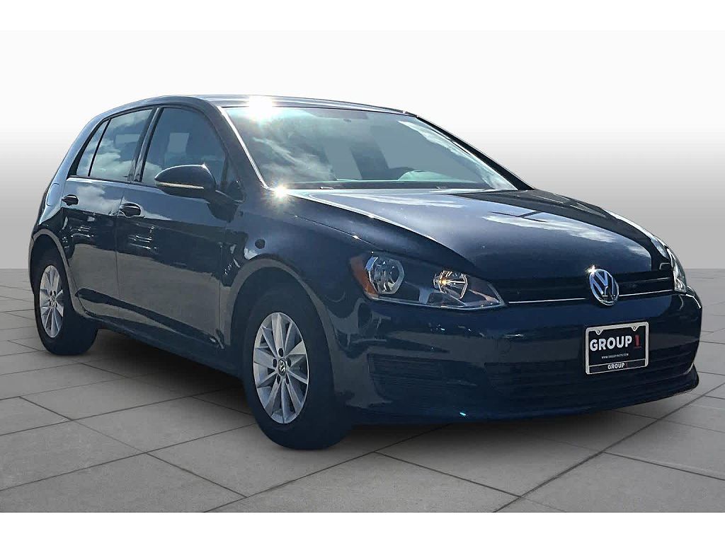 2017 Volkswagen Golf TSI Wolfsburg Edition