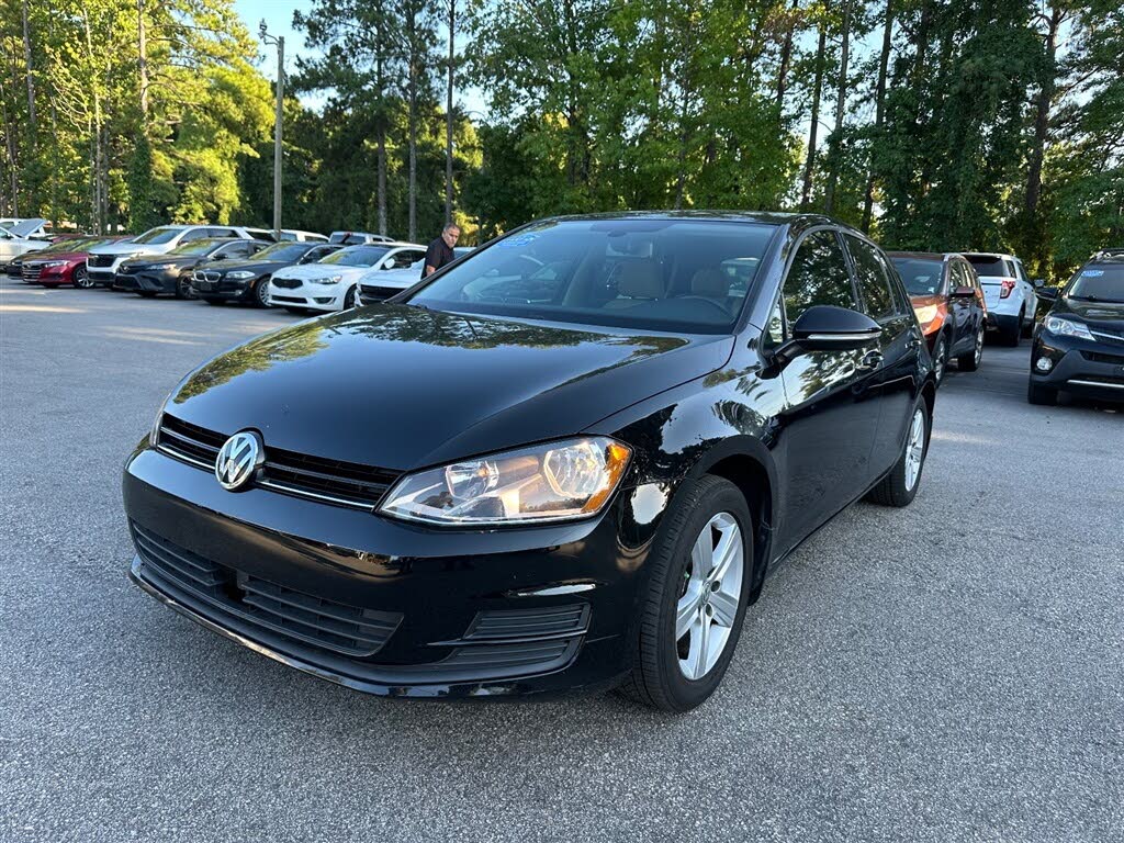2017 Volkswagen Golf TSI S
