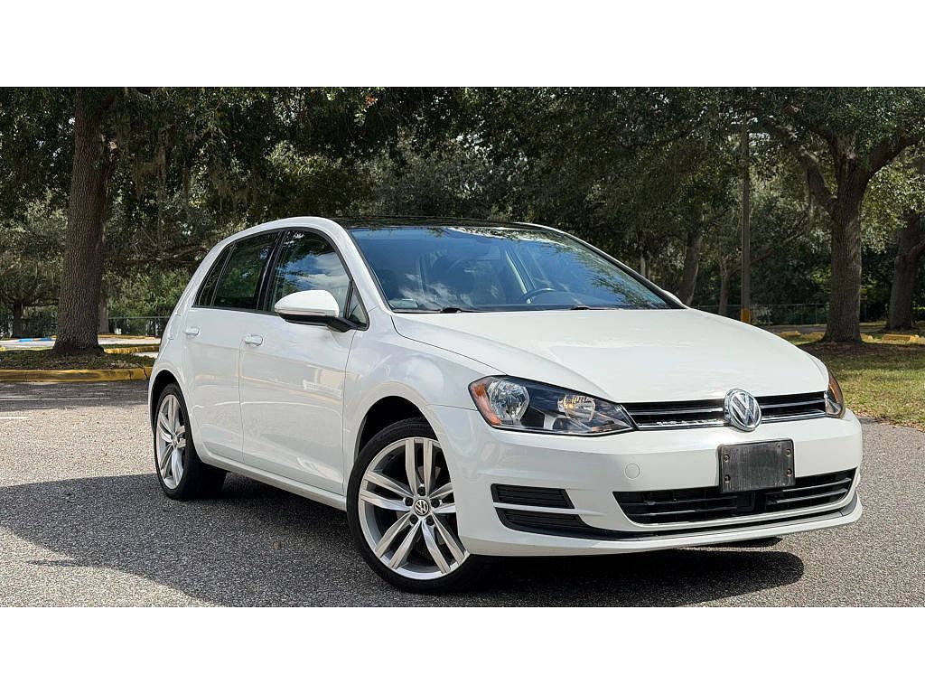 2017 Volkswagen Golf TSI S