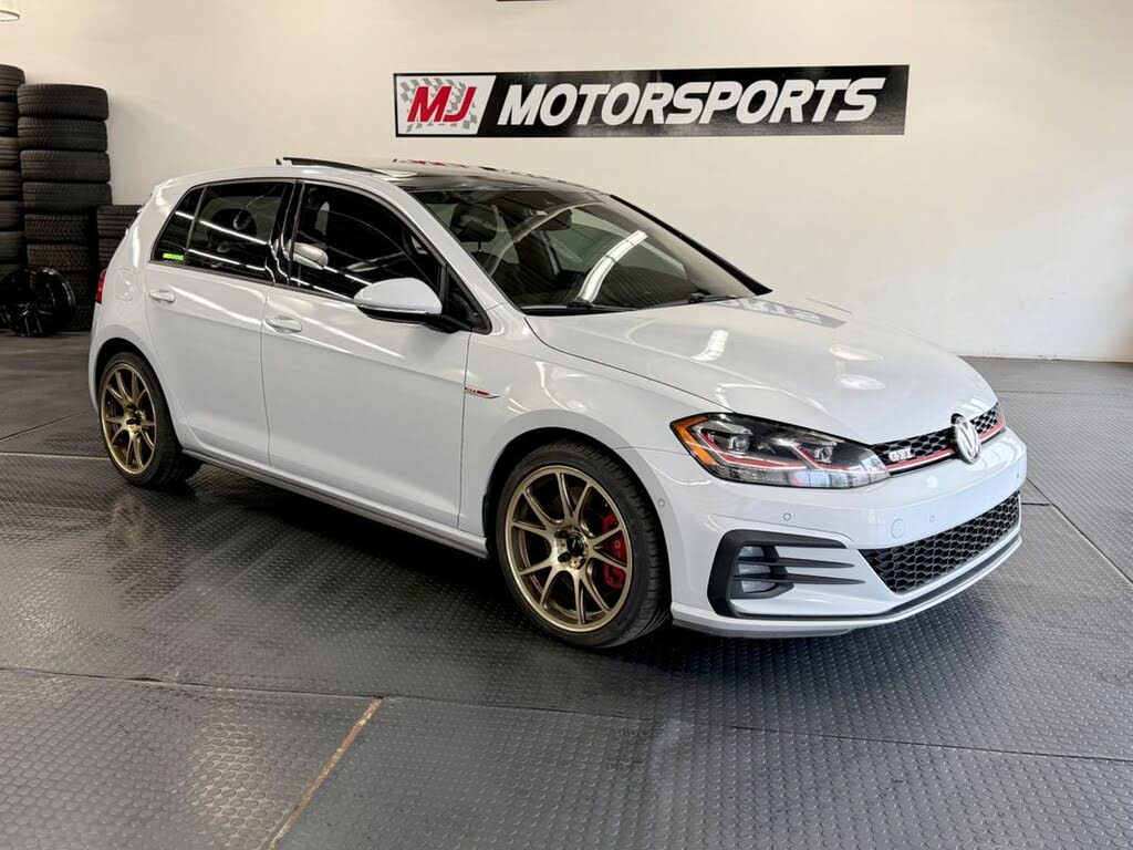 2018 Volkswagen Golf GTI SE