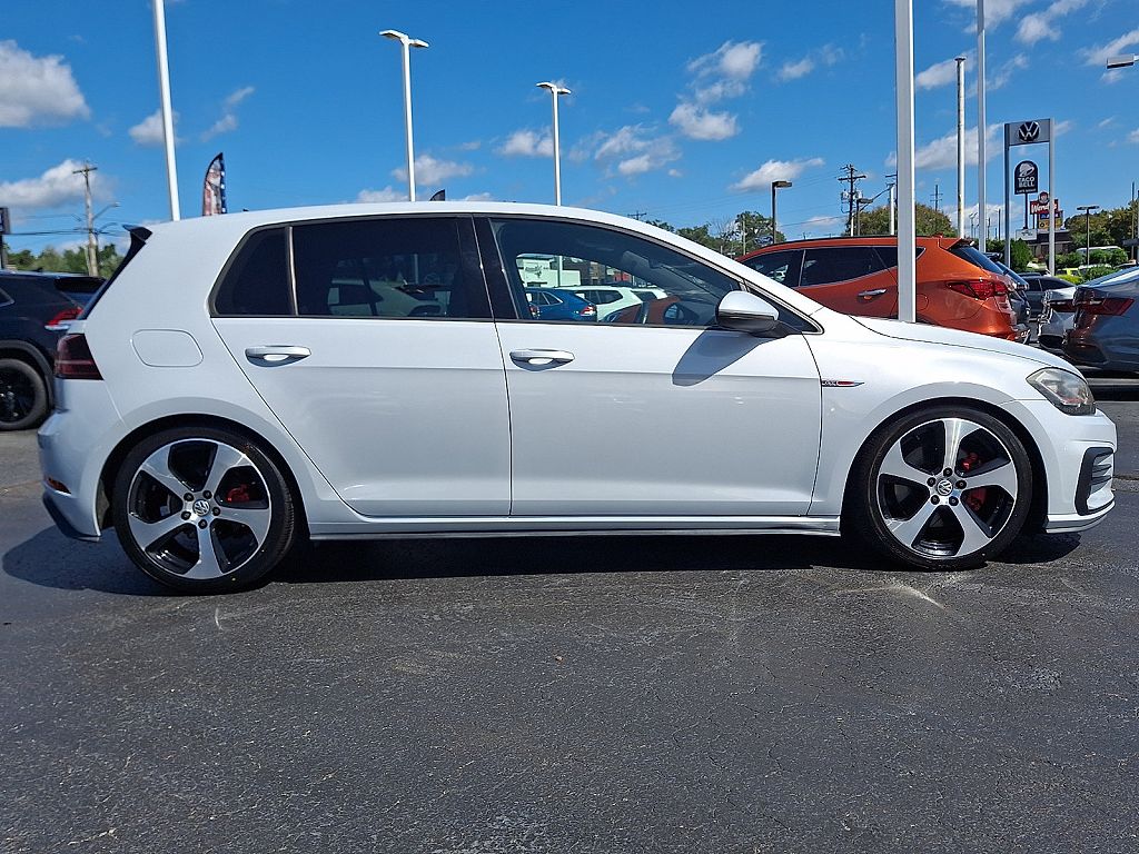 2018 Volkswagen GTI SE