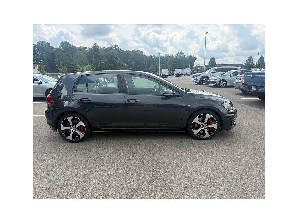 2017 Volkswagen GTI Sport