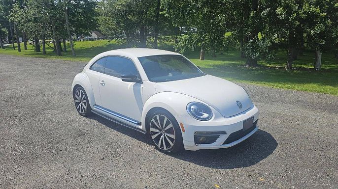 2012 Volkswagen Beetle 2.0T Turbo PZEV