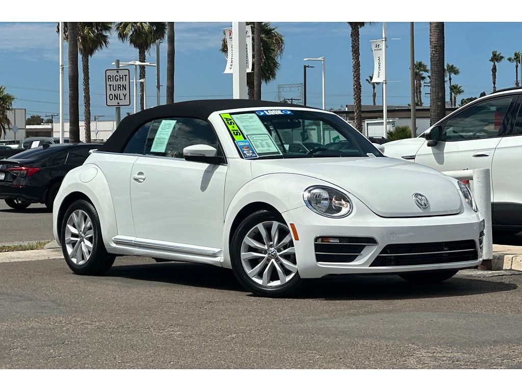 2017 Volkswagen Beetle Convertible 1.8T Classic