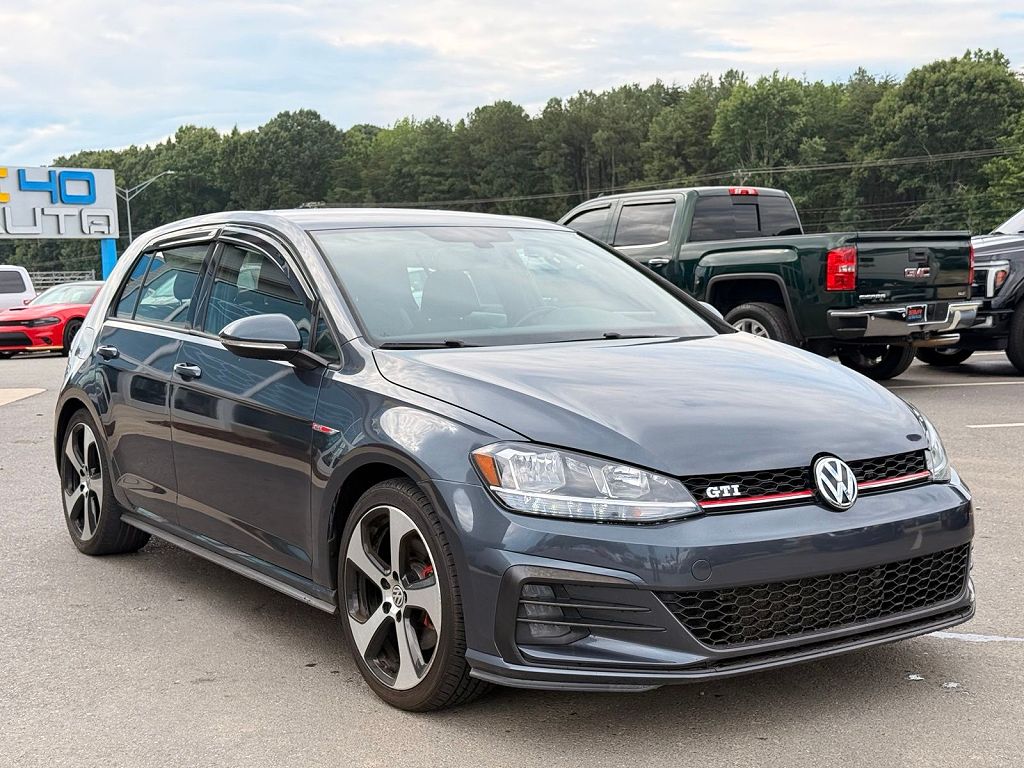 2018 Volkswagen Golf GTI 2.0T SE
