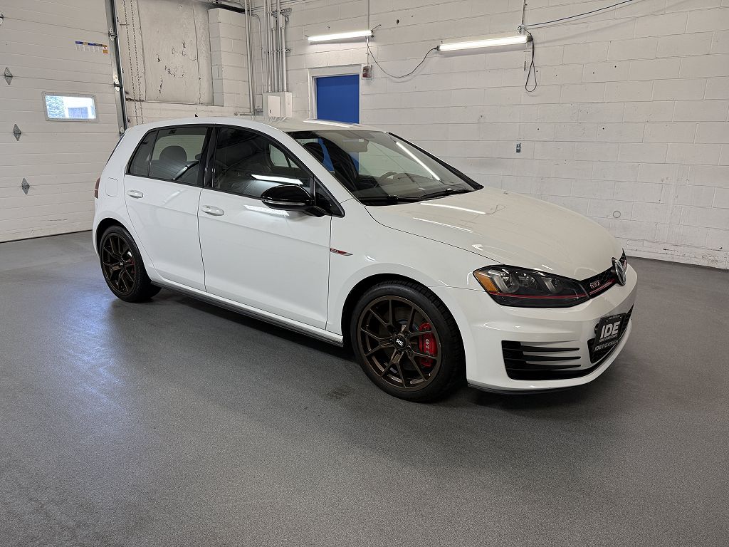 2017 Volkswagen GTI SE