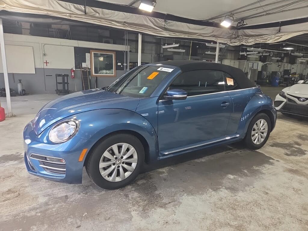 2019 Volkswagen Beetle 2.0T S