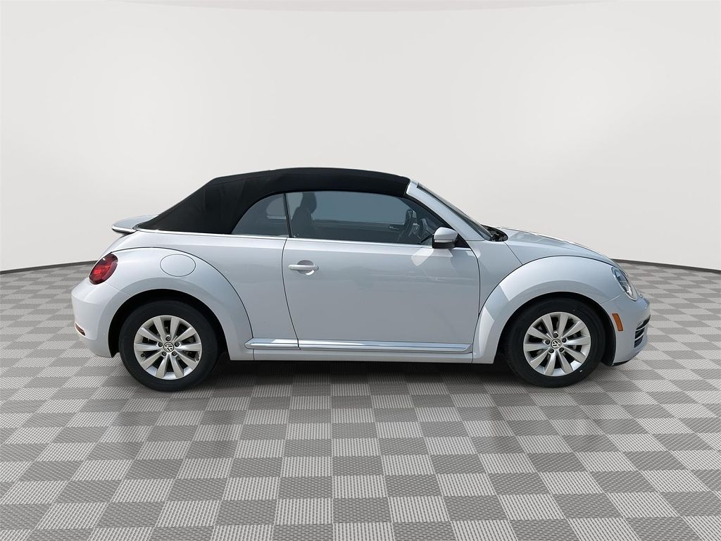 2019 Volkswagen Beetle 2.0T S