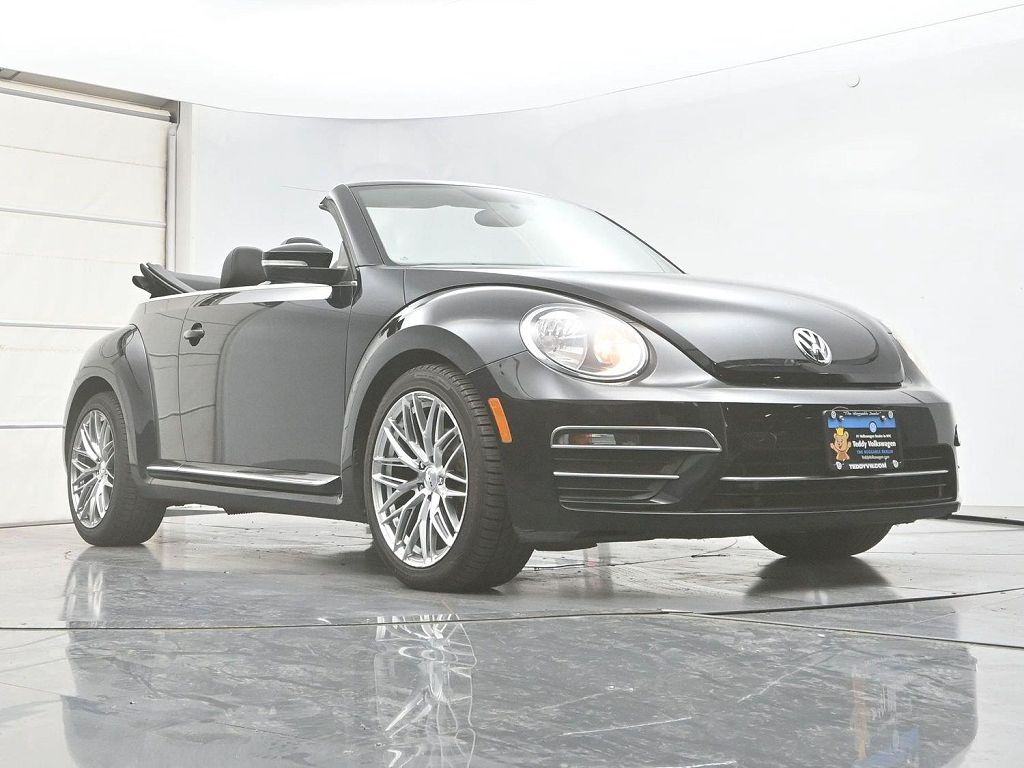 2019 Volkswagen Beetle 2.0T S